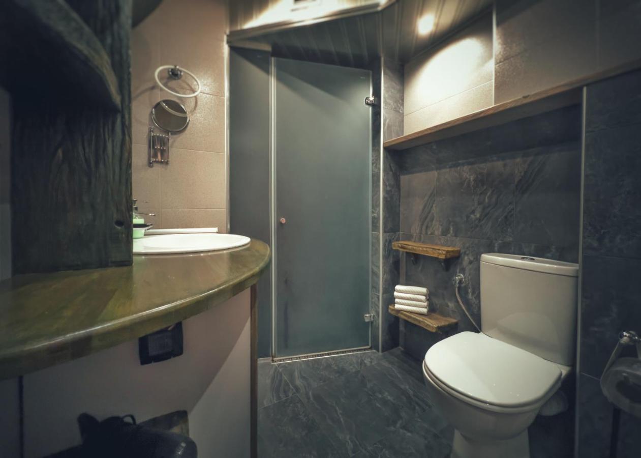 Тhe Bohemian Lodge-Entire House With Sauna Велико-Тирново Екстер'єр фото