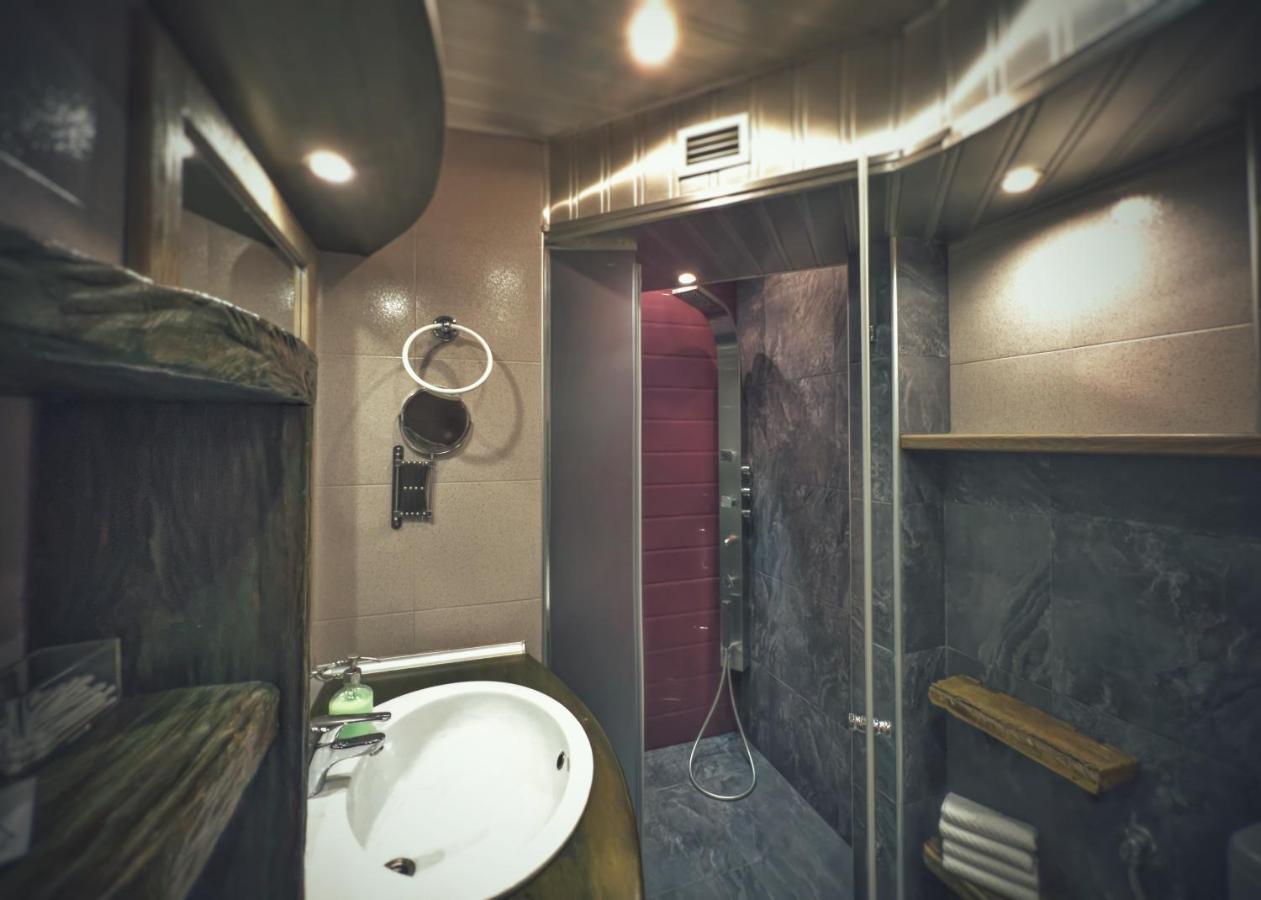 Тhe Bohemian Lodge-Entire House With Sauna Велико-Тирново Екстер'єр фото