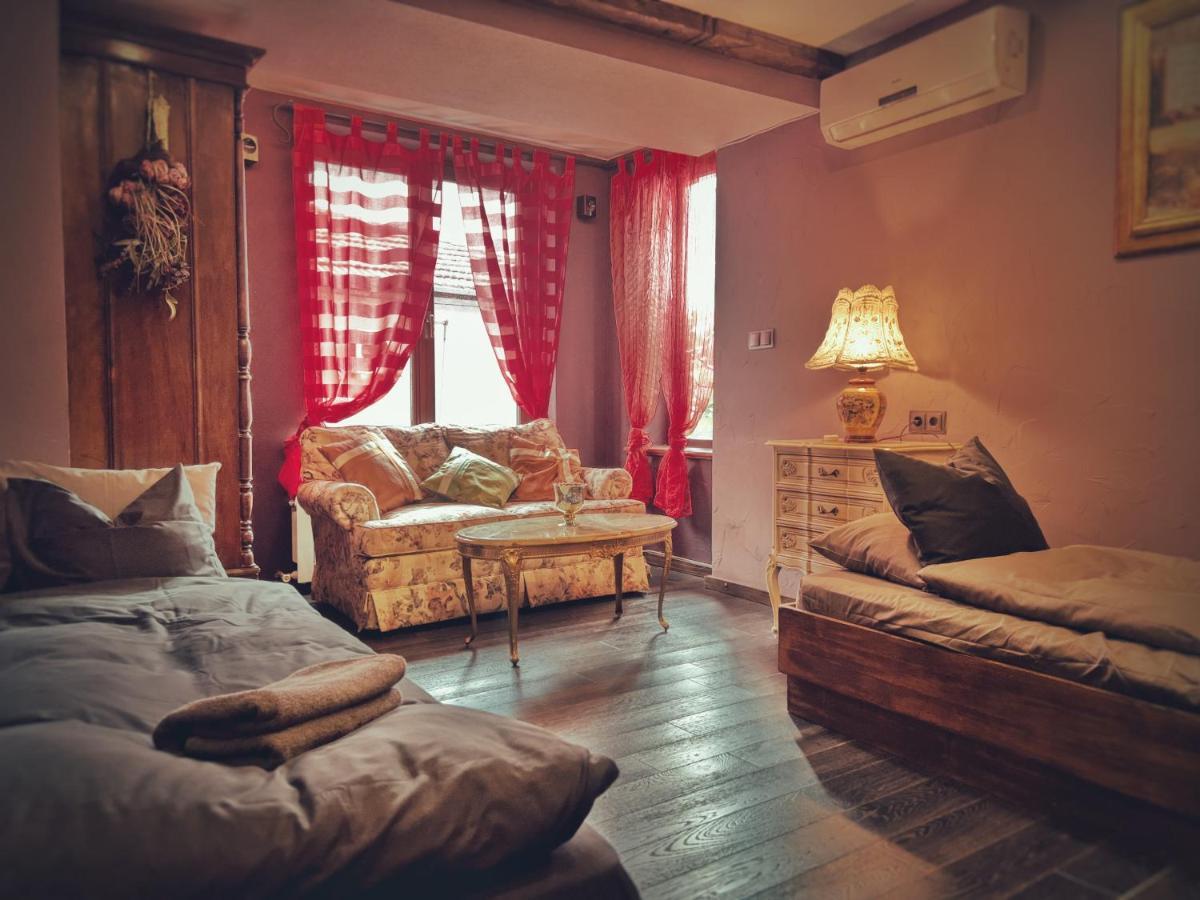 Тhe Bohemian Lodge-Entire House With Sauna Велико-Тирново Екстер'єр фото