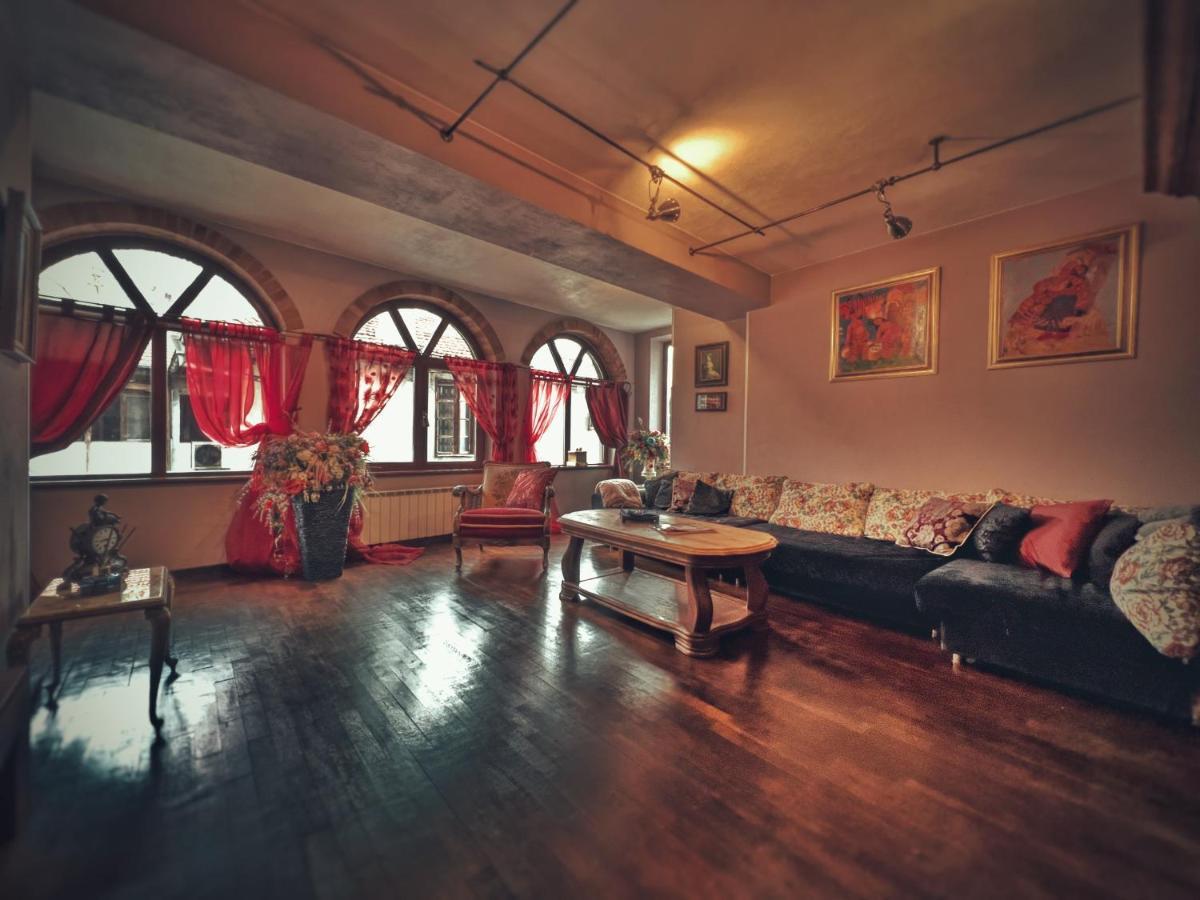 Тhe Bohemian Lodge-Entire House With Sauna Велико-Тирново Екстер'єр фото