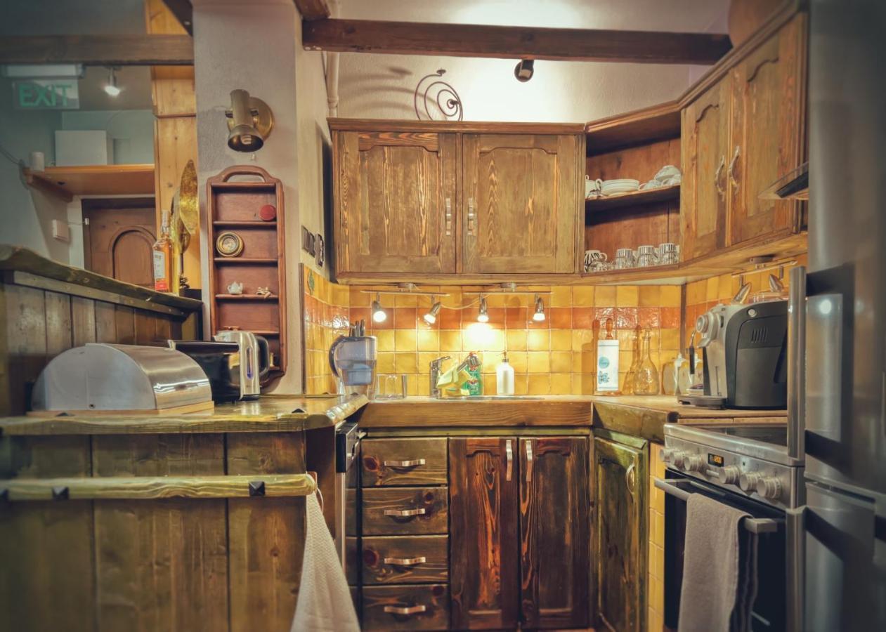Тhe Bohemian Lodge-Entire House With Sauna Велико-Тирново Екстер'єр фото