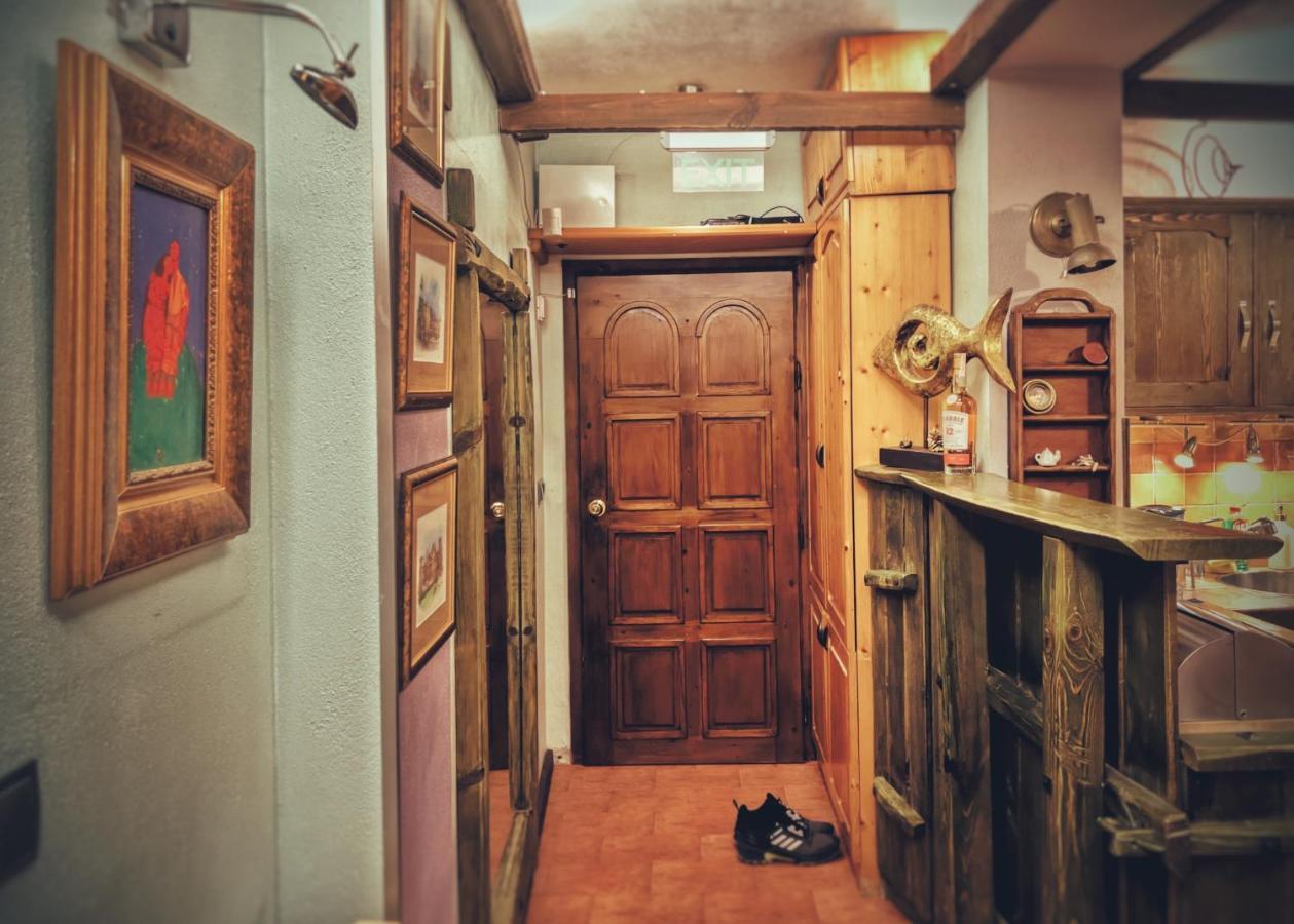 Тhe Bohemian Lodge-Entire House With Sauna Велико-Тирново Екстер'єр фото