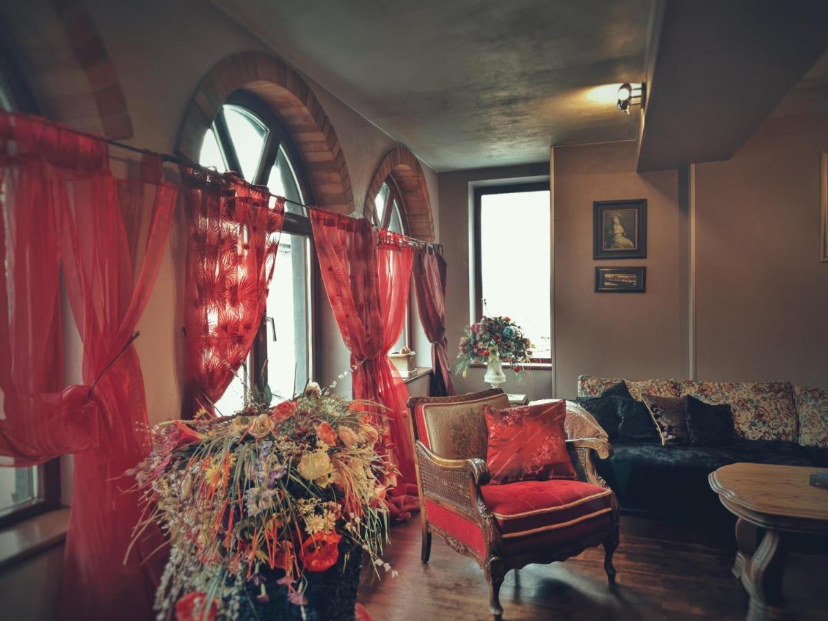 Тhe Bohemian Lodge-Entire House With Sauna Велико-Тирново Екстер'єр фото